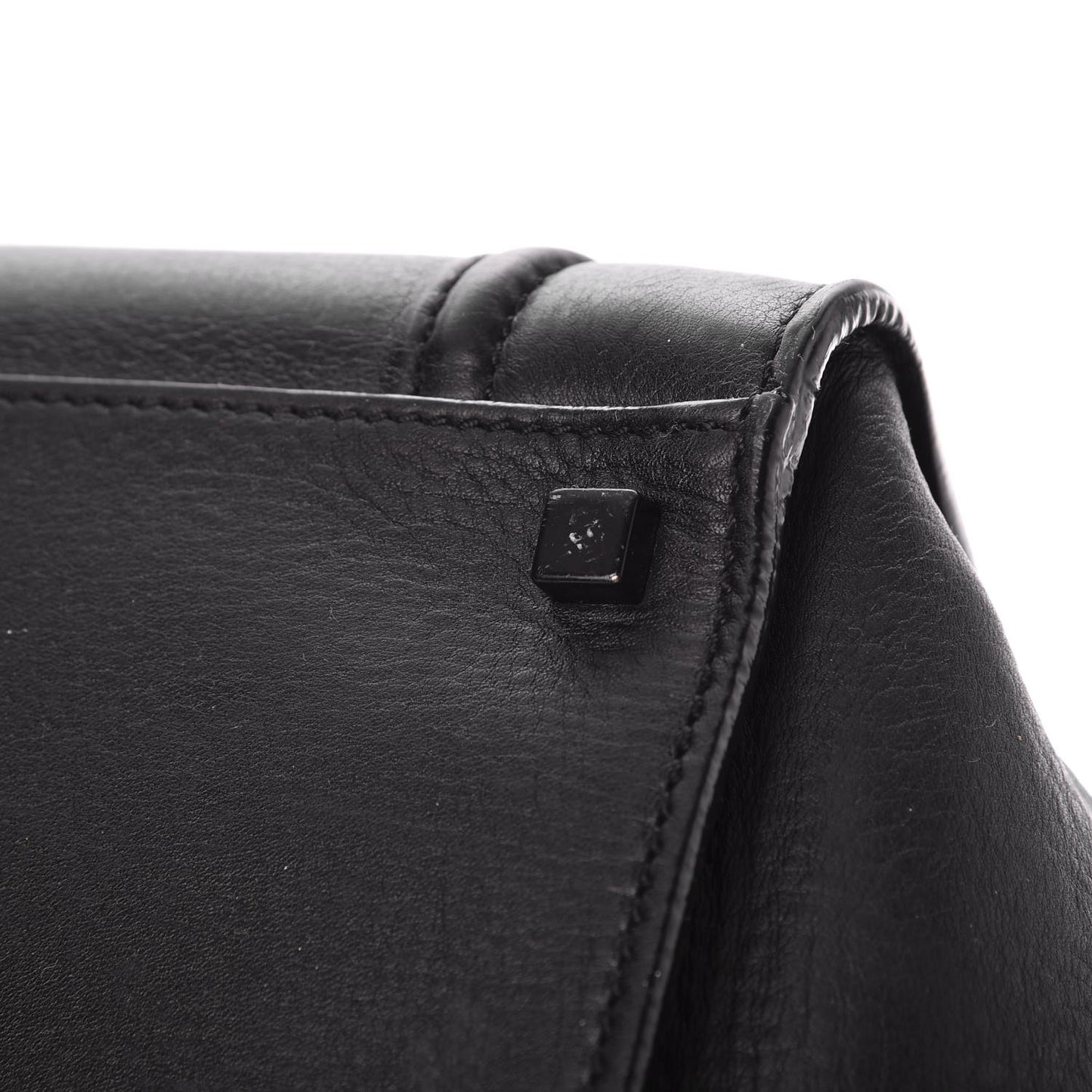 Supple Calfskin Medium Phantom Luggage Black