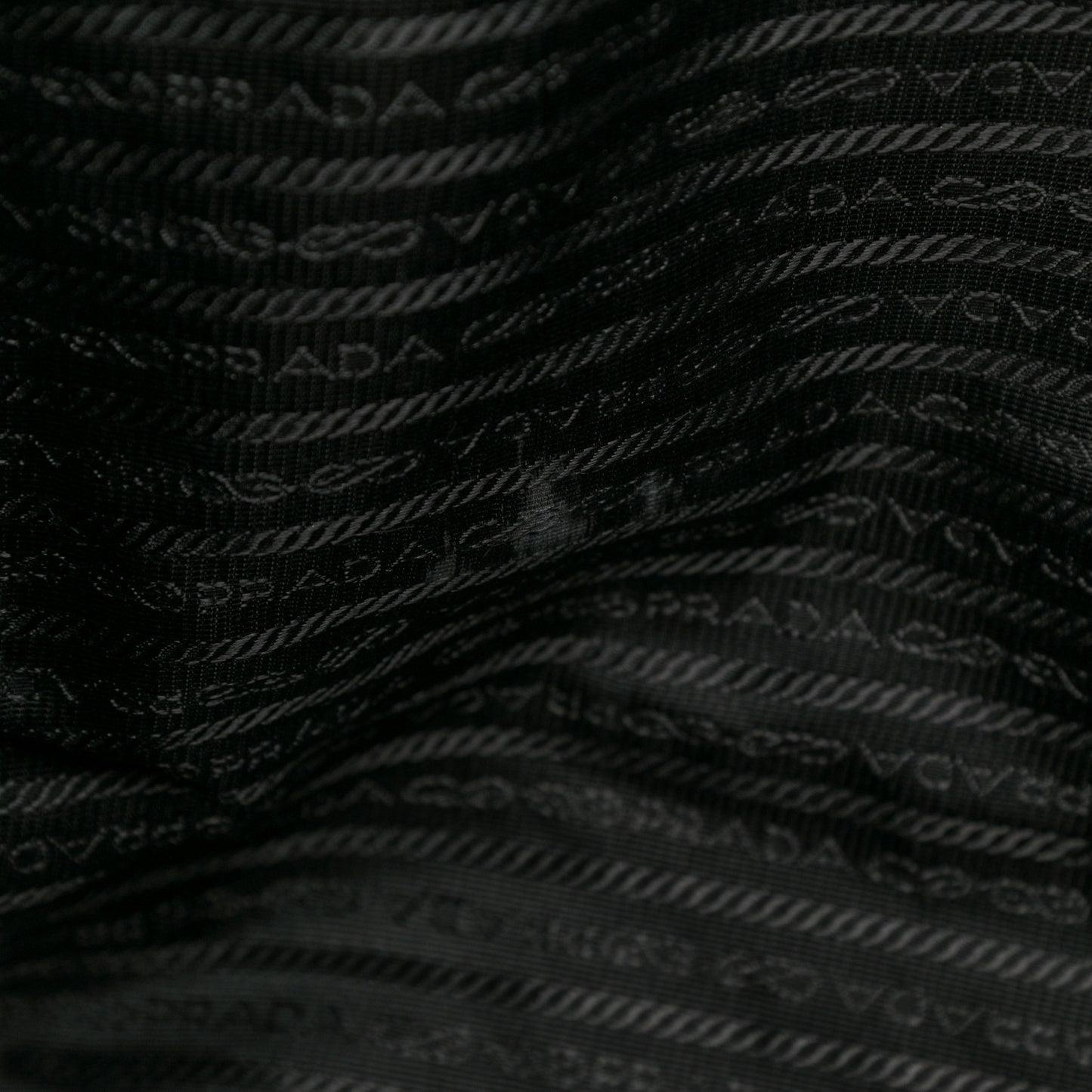 Vitello Daino Tote Black