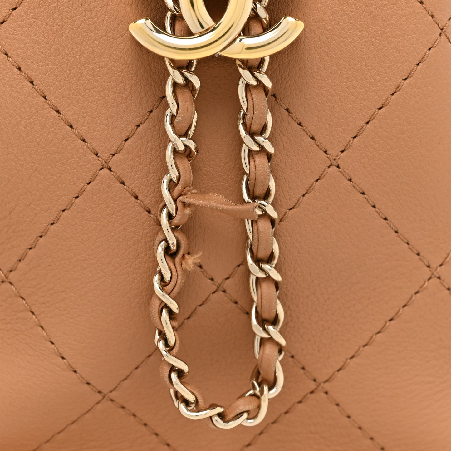Calfskin Stitched Chain Bucket Bag Camel