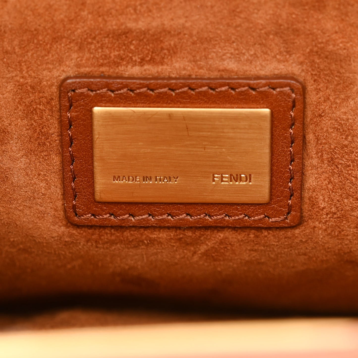 Vitello Suede Medium Peekaboo Iconic Satchel Cuoio Rame Moro