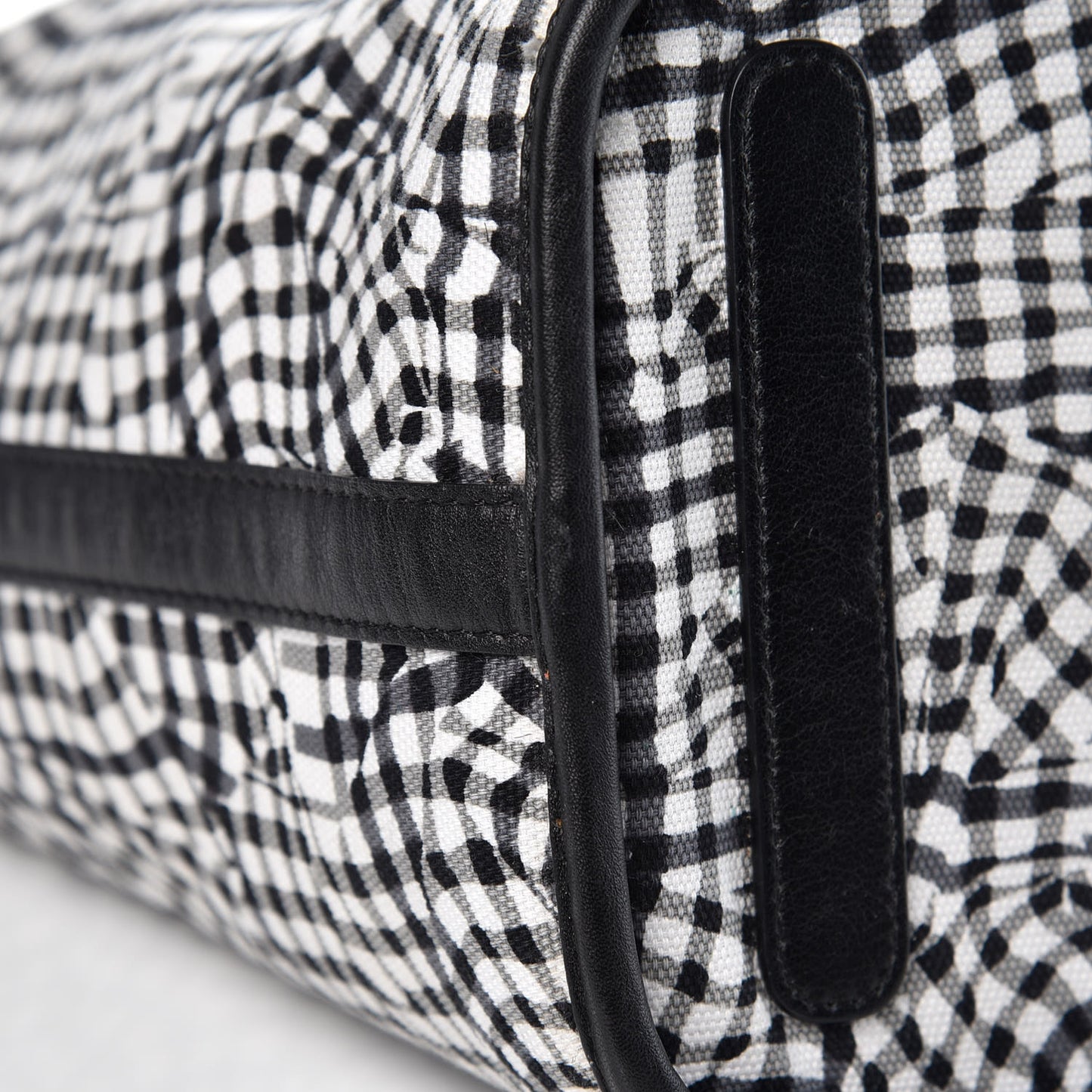 Visetos Medium Liz Reversible Shopper Tote Black