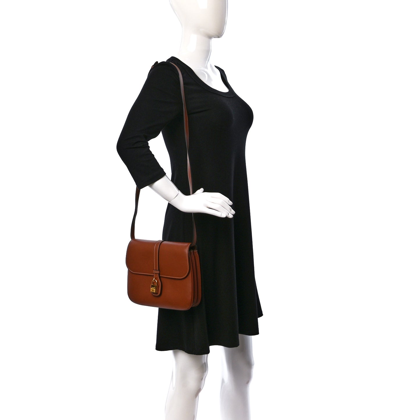 Smooth Calfskin Medium Tabou Tan
