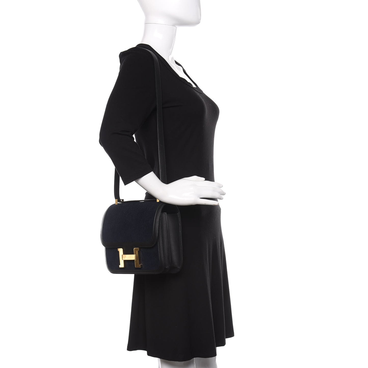 Velours Cotele Swift Constance 24 Black