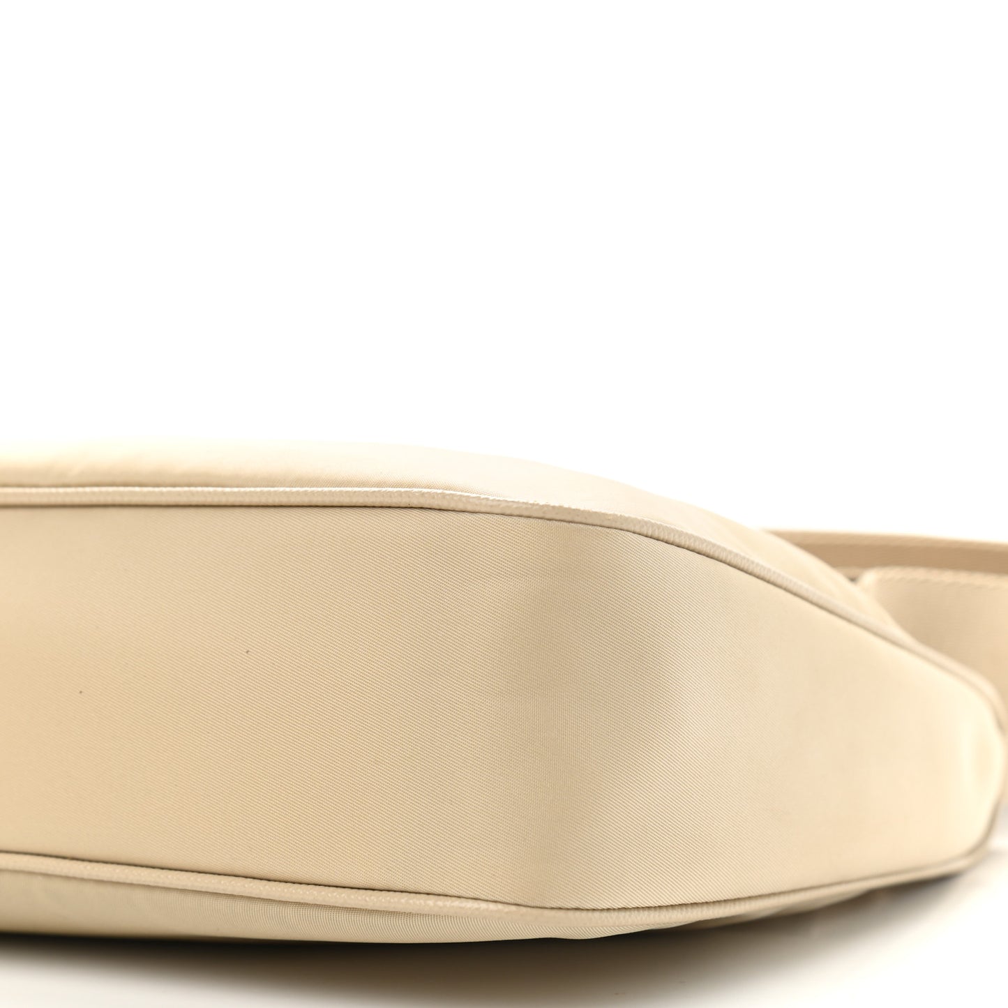 Re-Nylon Saffiano Re-Edition 2005 Shoulder Bag Deserto