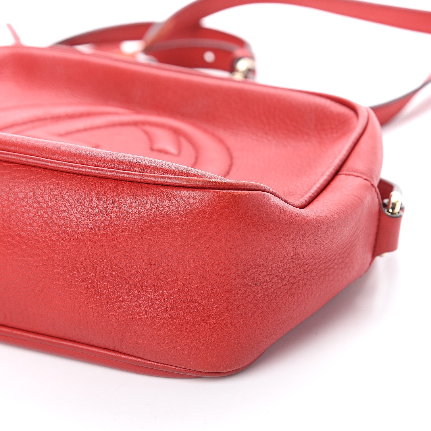 Gucci Pebbled Calfskin Small Soho Disco Bag Tabasco Red 8 of 8
