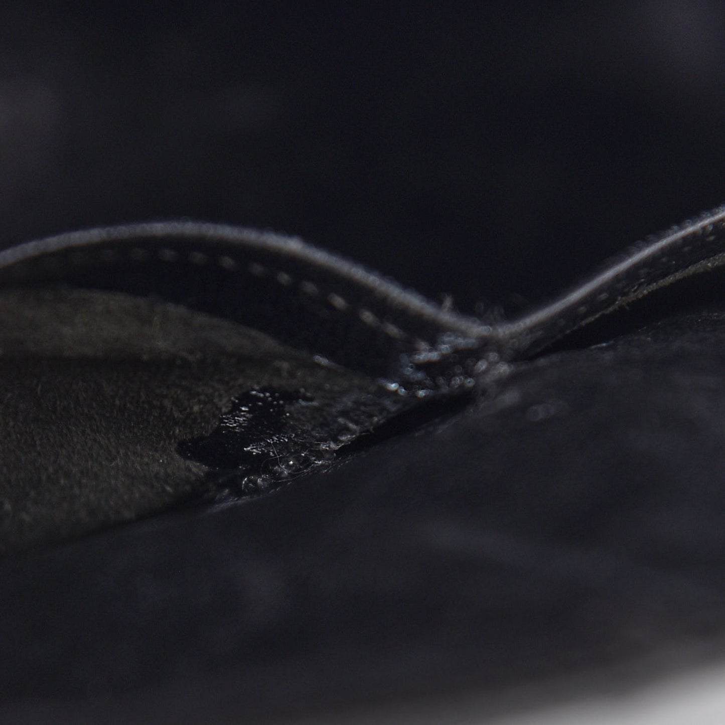 Shiny Porosus Crocodile Kelly Sellier 32 Black