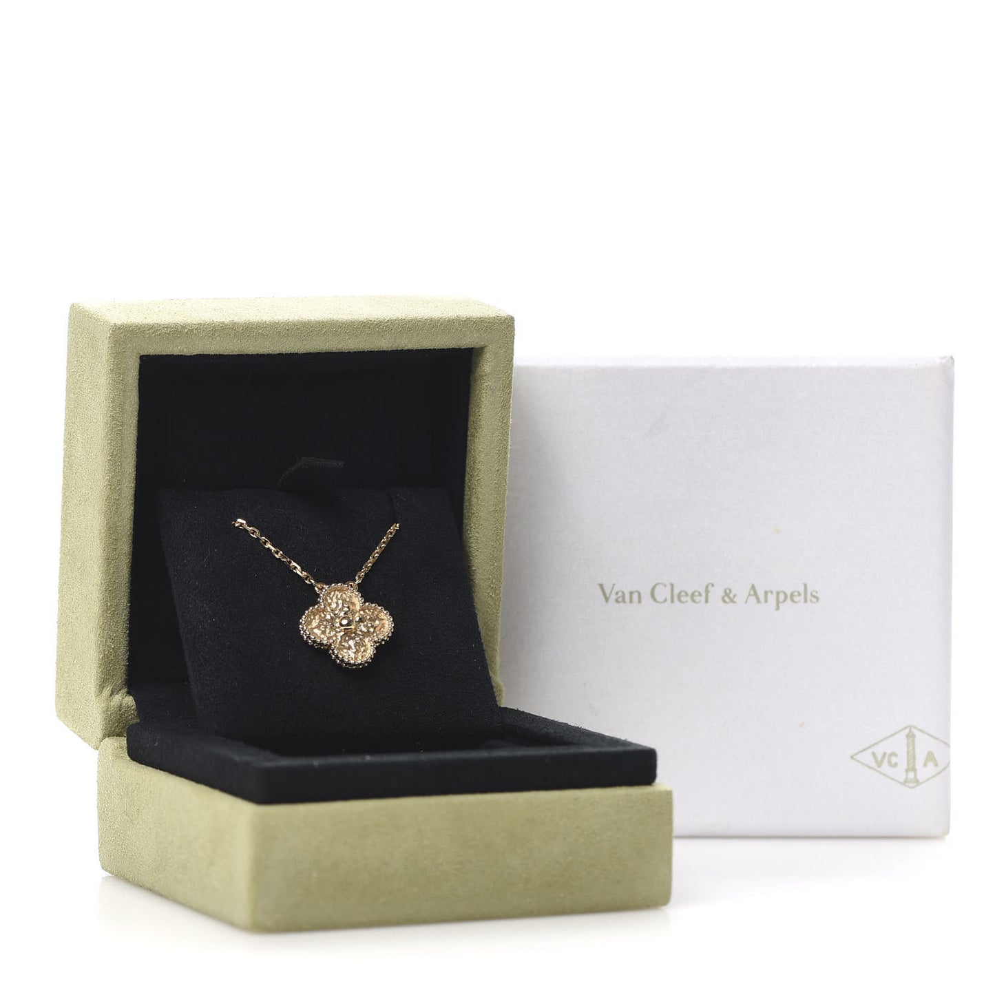18K Yellow Gold Vintage Alhambra Pendant Necklace