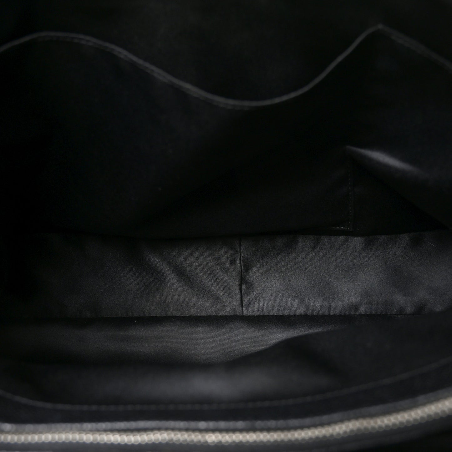Caviar Quilted XL Grand Shopping Tote GST Black