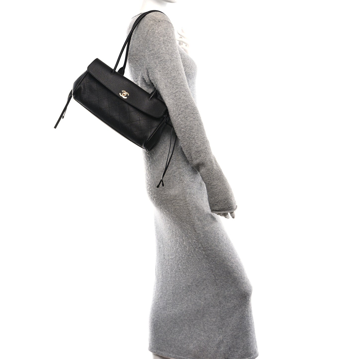 Grained Calfskin Stitched Urban Essentials Small Shopping Bag Black