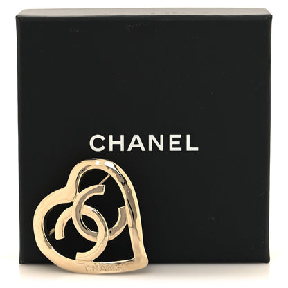 Chanel Metal CC Heart Coco In Love Brooch Gold 4 of 4