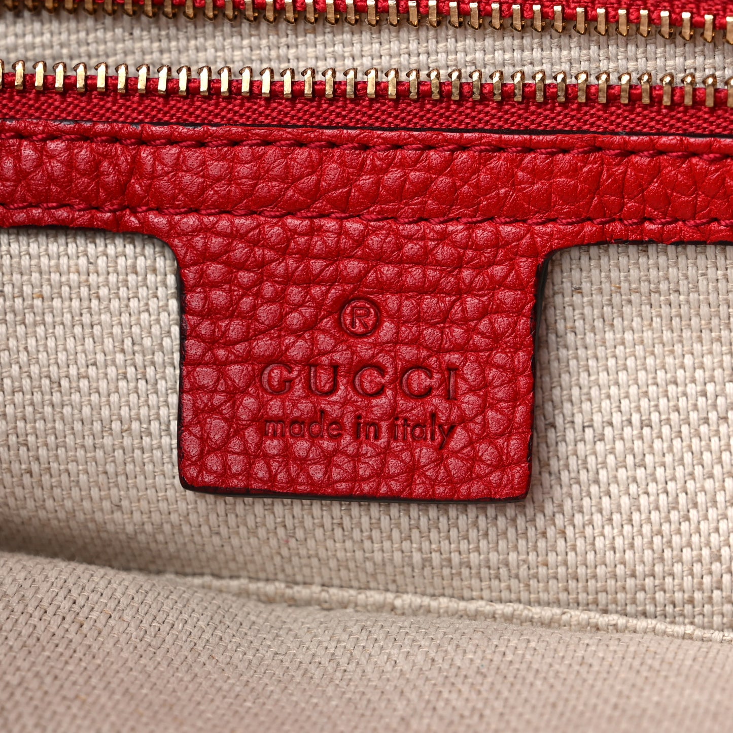 Pebbled Calfskin Large Soho Hobo Tabasco Red