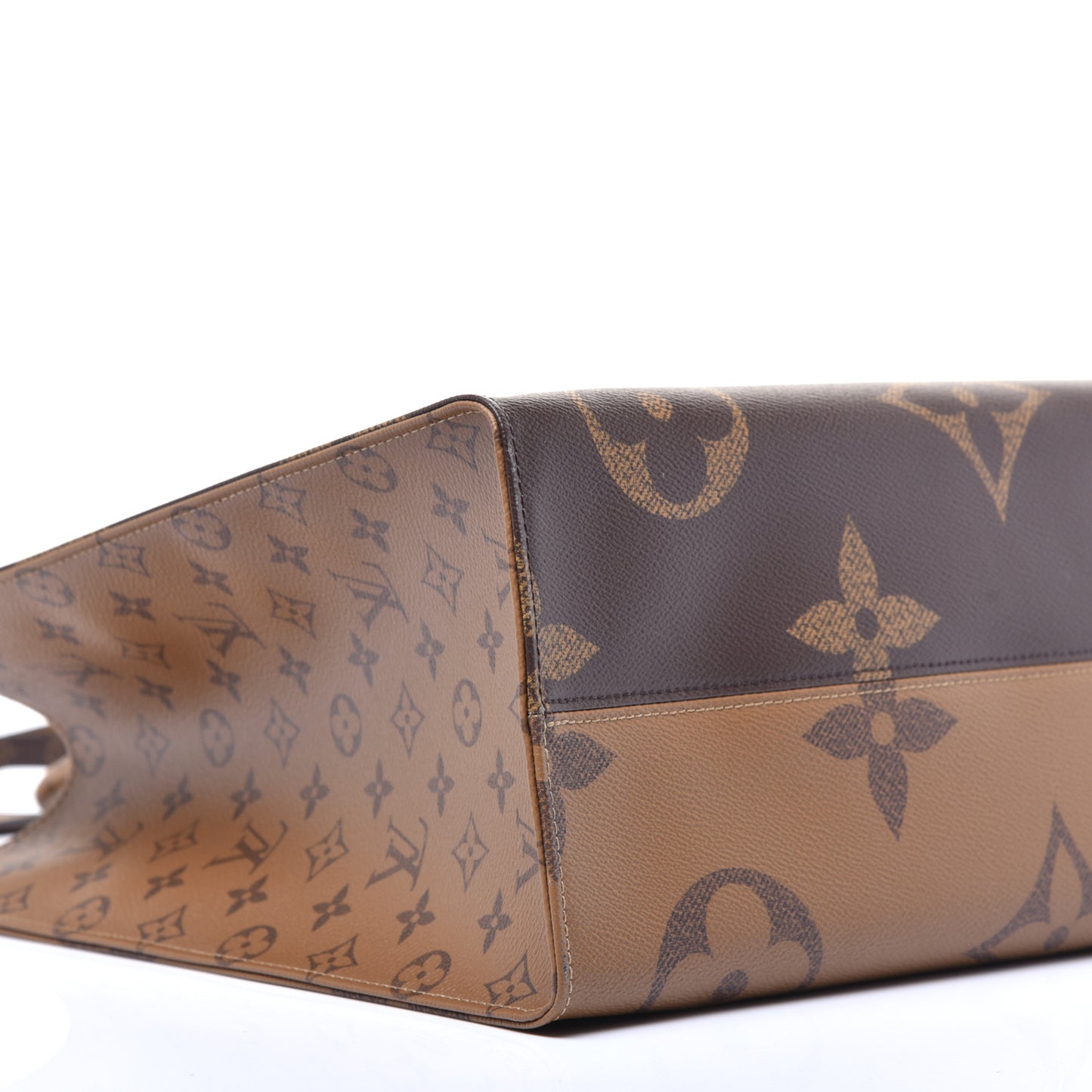 Reverse Monogram Giant Onthego GM