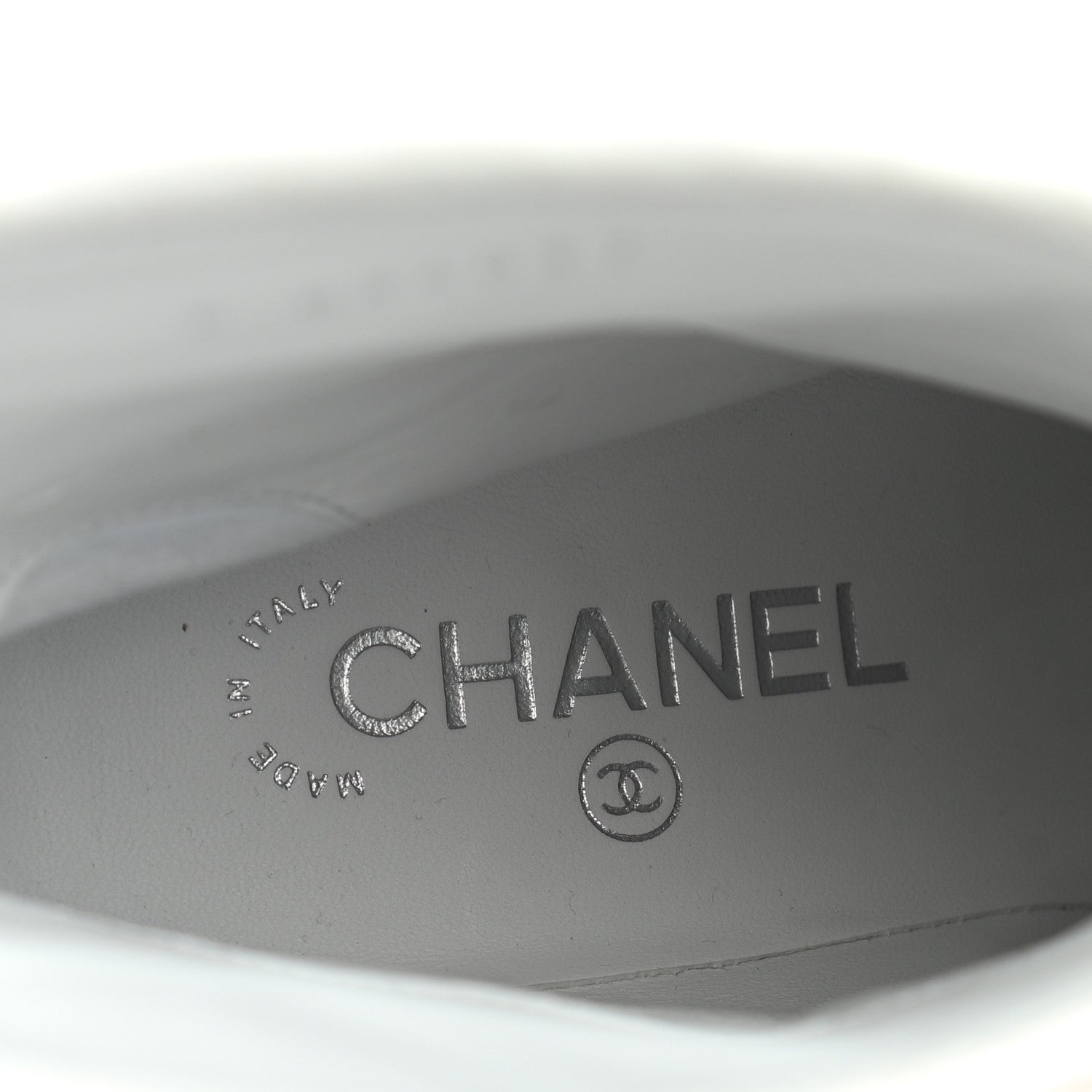 Chanel Crumpled Calfskin Quilted Cap Toe Short Boots 37.5 White Black 6 of 7