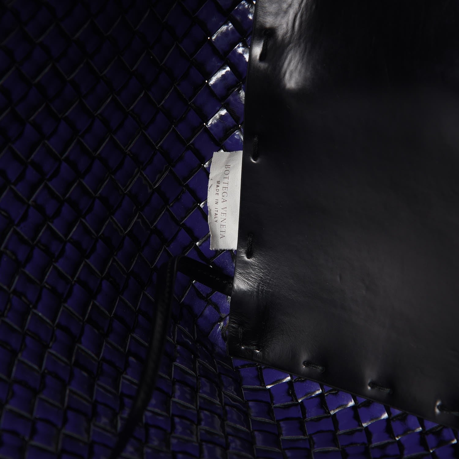 Bottega Veneta Spazzolato Intrecciato Large Cabat Anemone 7 of 8