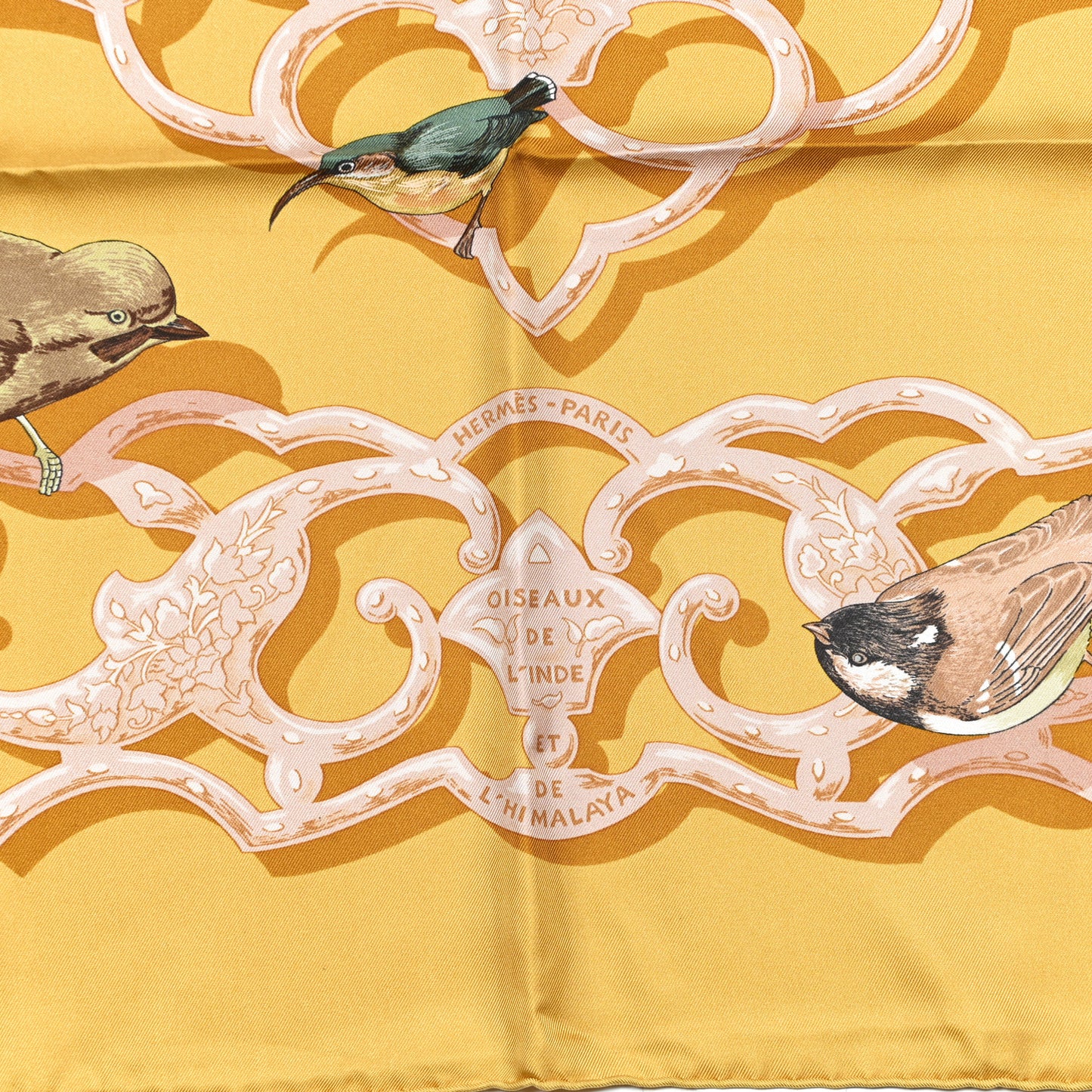 Silk Oiseaux De L’Inde Et De L’Himalaya 90 Scarf