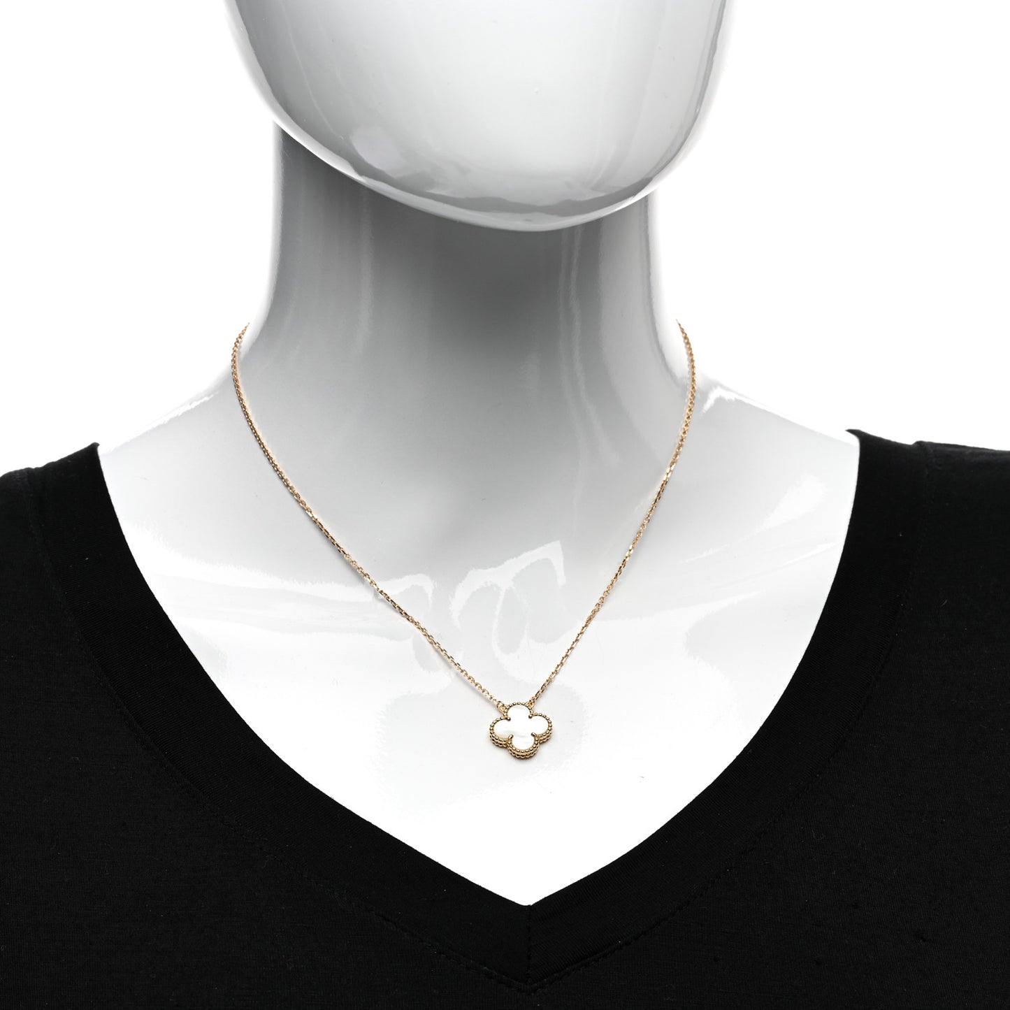 18K Yellow Gold Mother of Pearl Vintage Alhambra Pendant Necklace