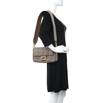 Fendi Wool Vitello King Houndstooth FF Embroidered Baguette Beige Moro 2 of 9