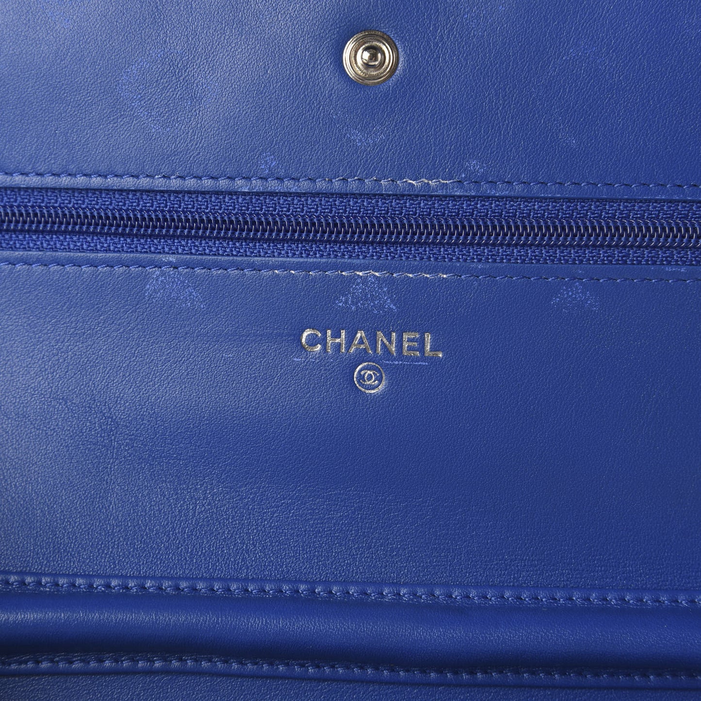 Patent Quilted Wallet On Chain WOC Blue