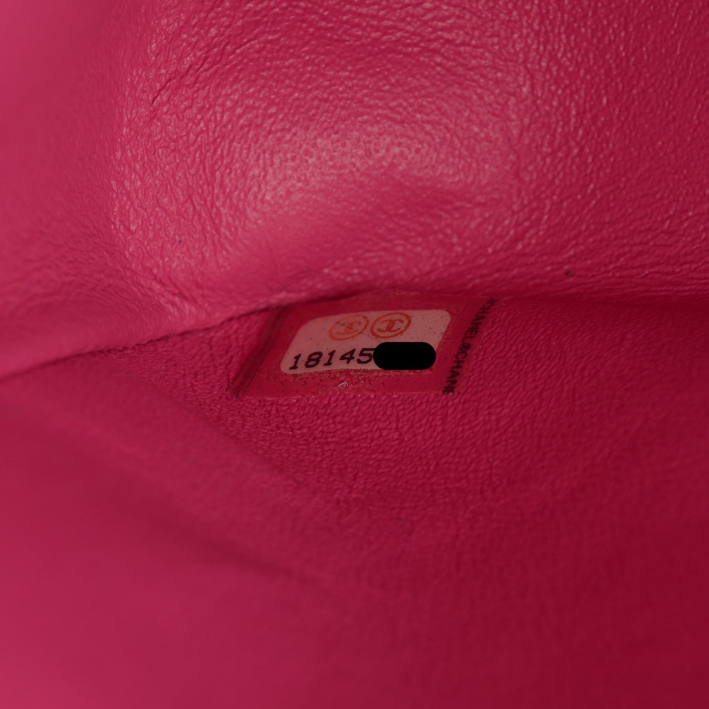 Iridescent Caviar Quilted Jumbo Double Flap Pink