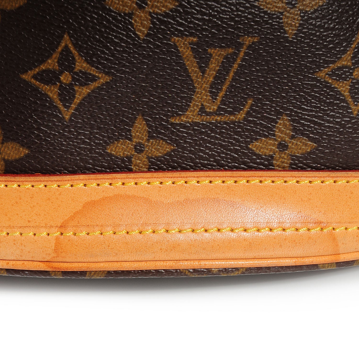 Louis Vuitton Monogram Petit Bucket 23 5 of 8