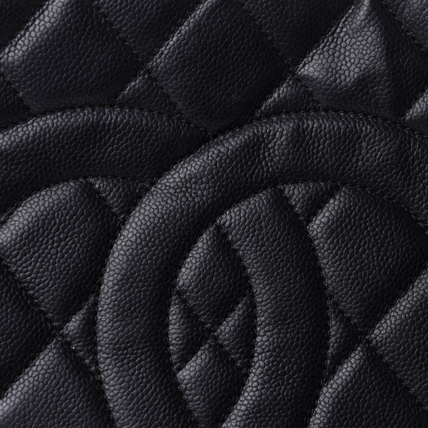 Caviar Quilted Expandable Zip Shoulder Bag Black