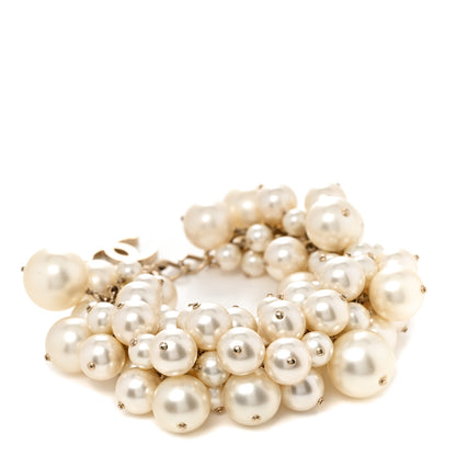 Chanel Pearl CC Cluster Bracelet Gold 3 of 7