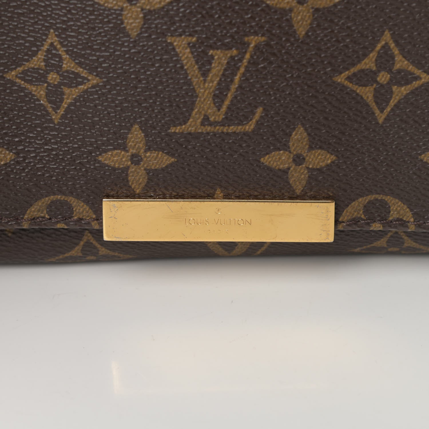 Louis Vuitton Monogram Favorite PM 14 of 14