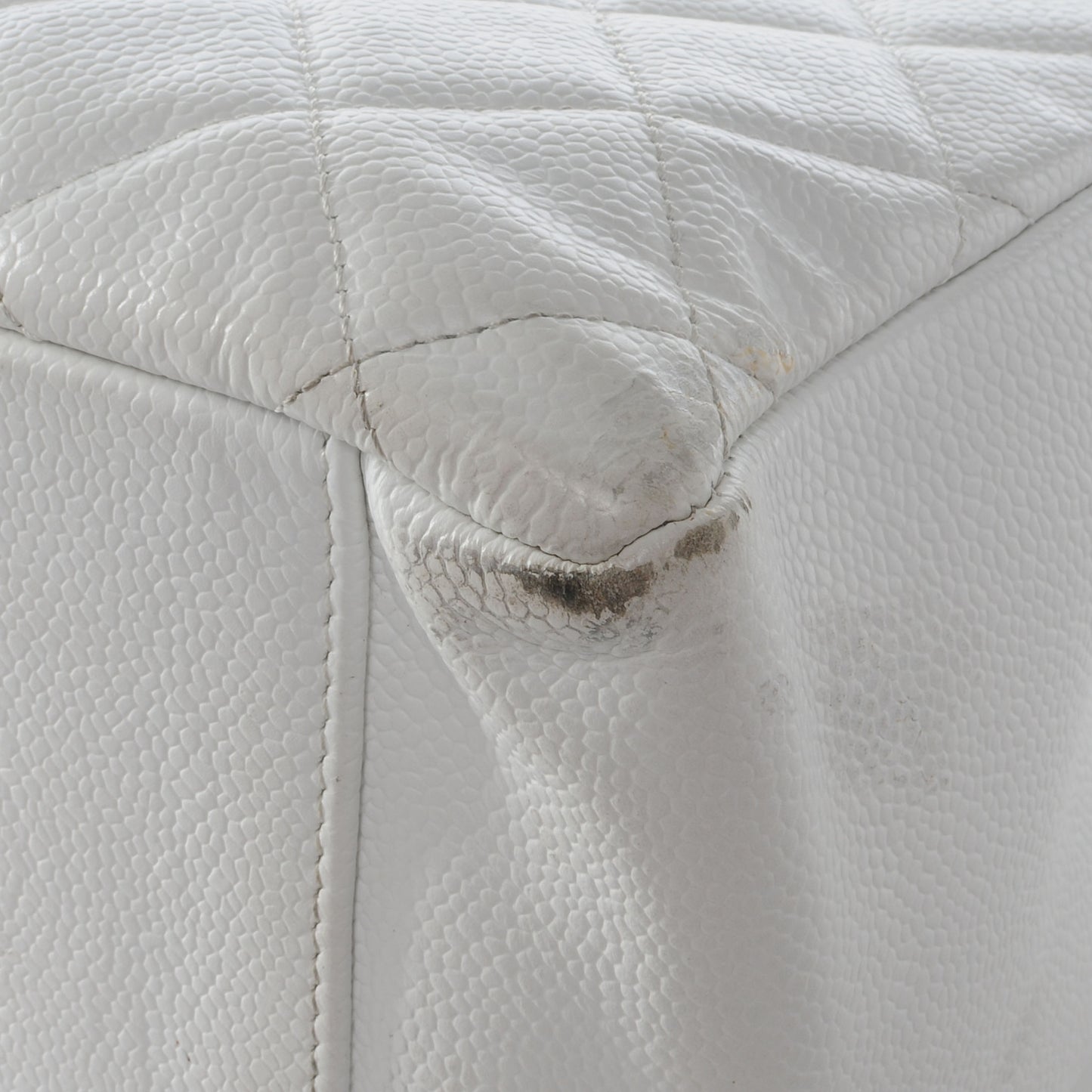 Caviar Grand Shopping Tote GST White