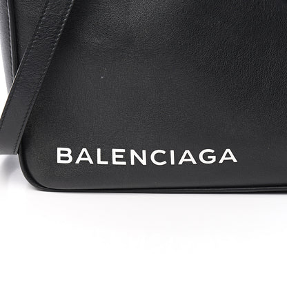 Balenciaga Calfskin M Triangle Duffle Black 10 of 10