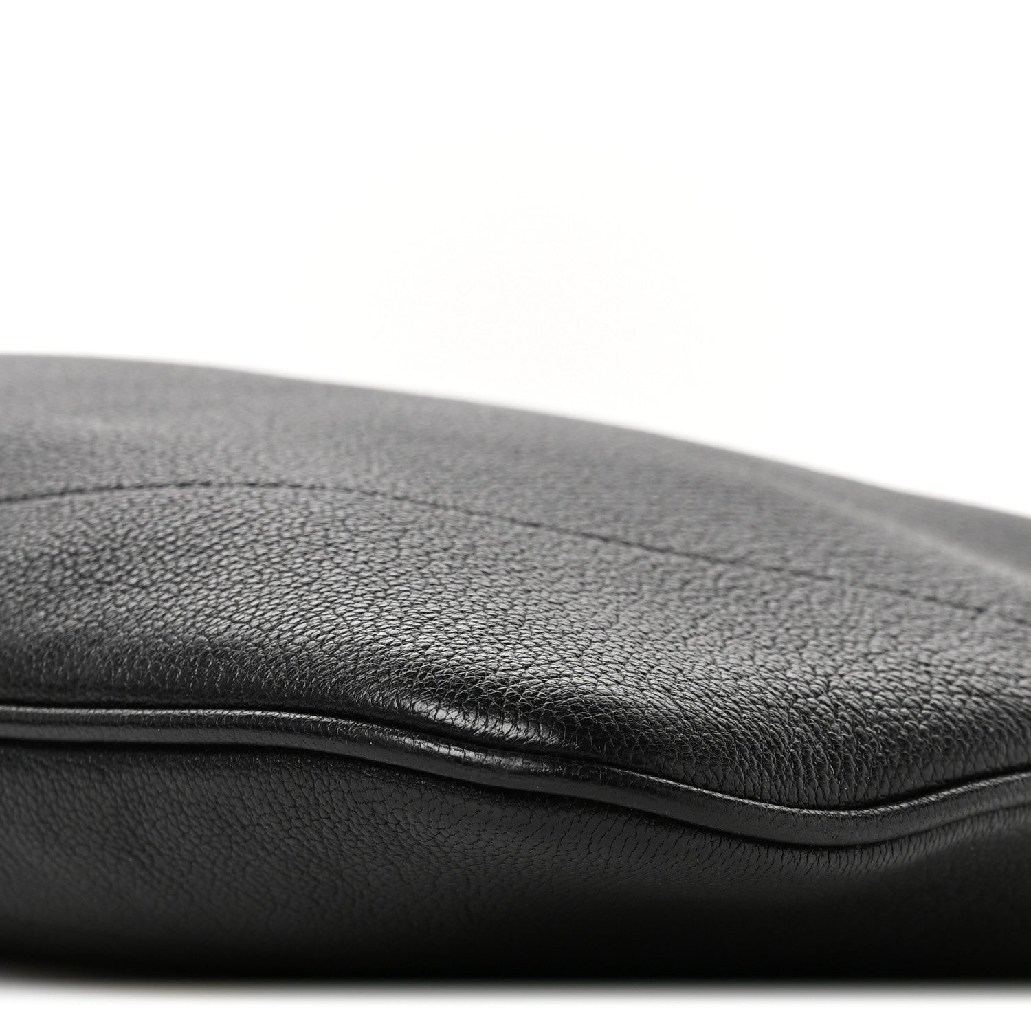 Gucci Goatskin Large Aphrodite Shoulder Bag Black 1709934