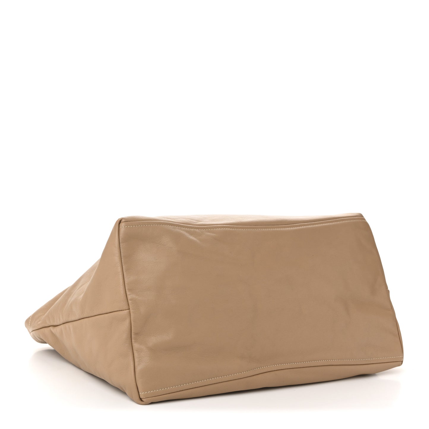 Soft Calf Chain Tote Sughero