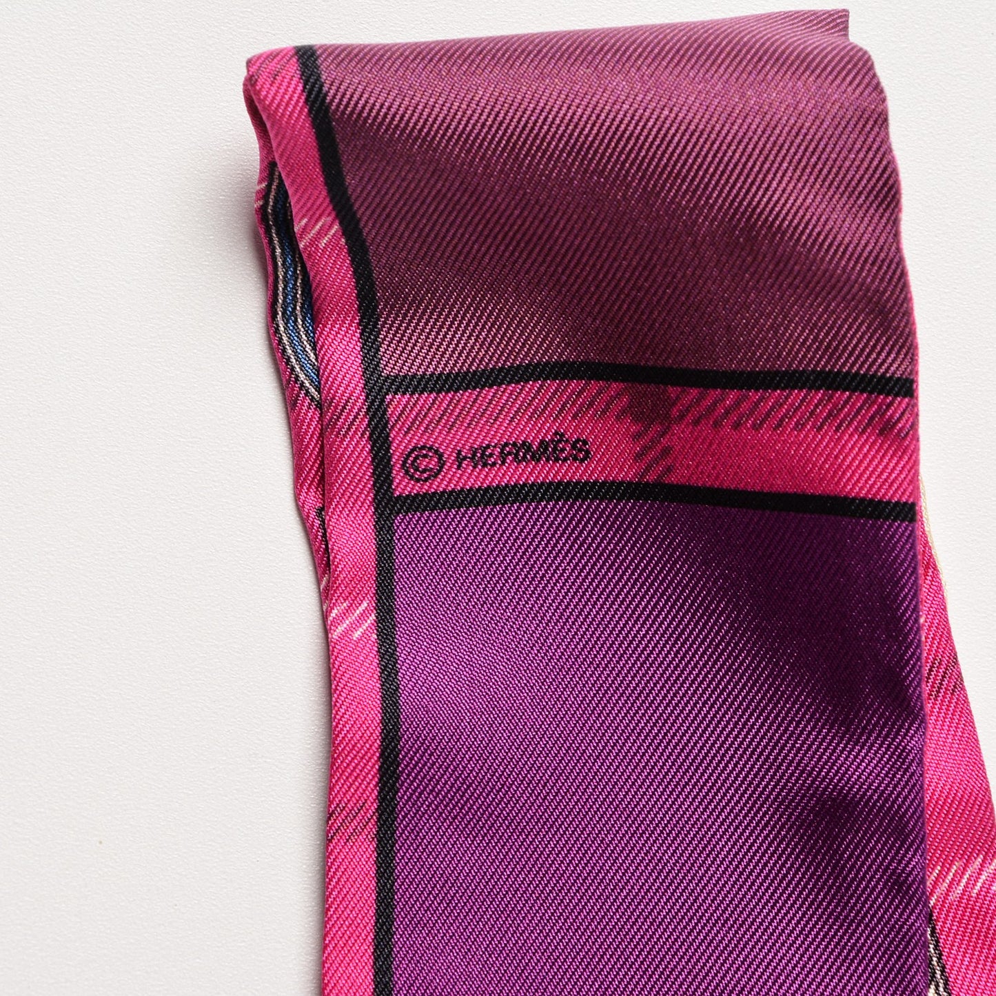 Silk Camails Twilly Scarf