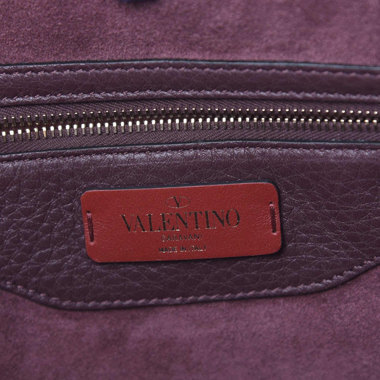 Valentino Garavani Grained Calfskin Small Rockstud Shoulder Tote Rubin 6 of 9