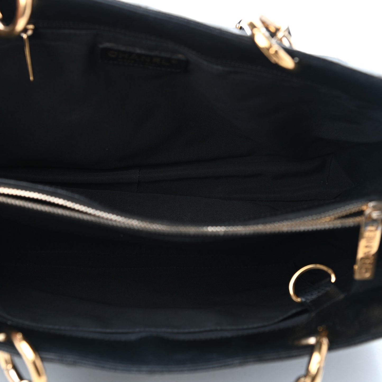 Caviar Quilted Grand Shopping Tote GST Black