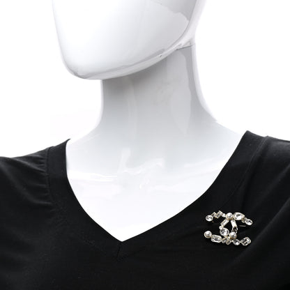 Chanel Crystal Baguette Pearl CC Brooch Gold 2 of 5