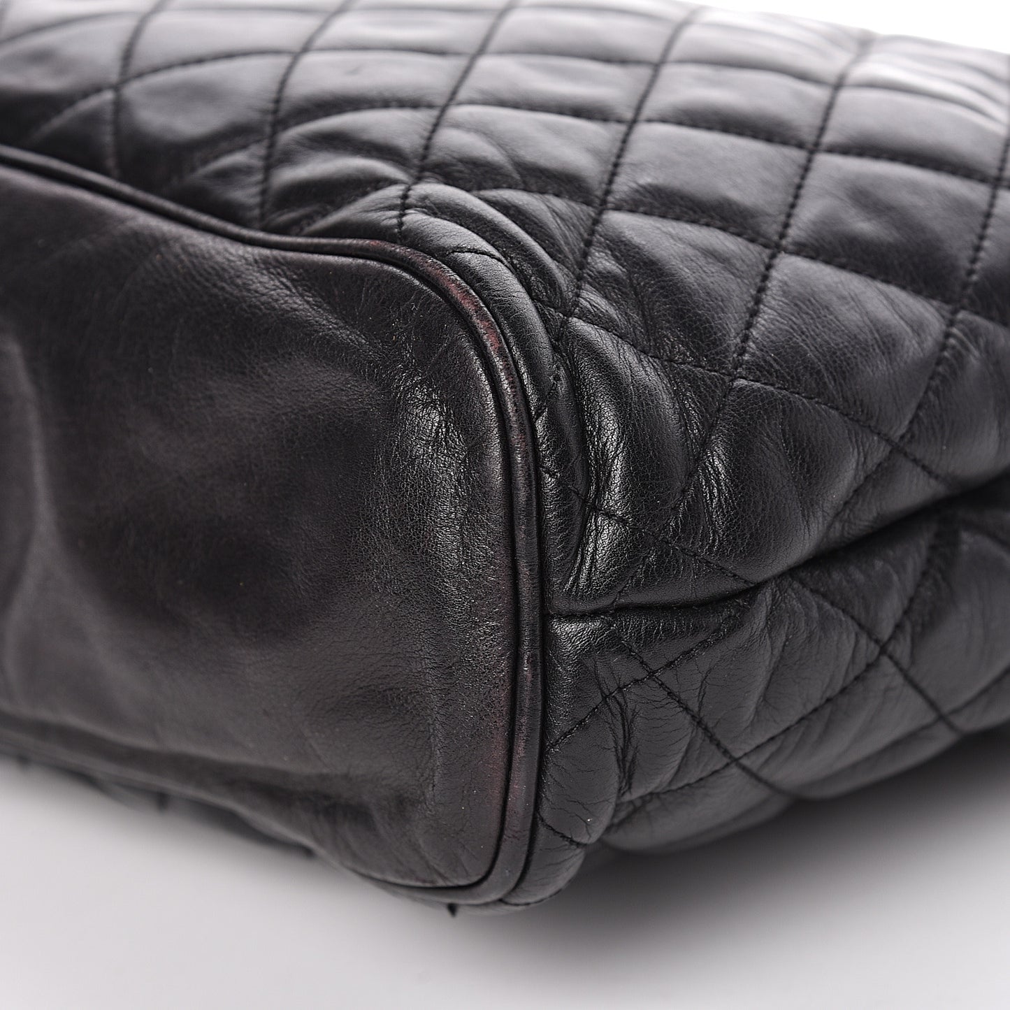 Lambskin Quilted Shoulder Bag Black