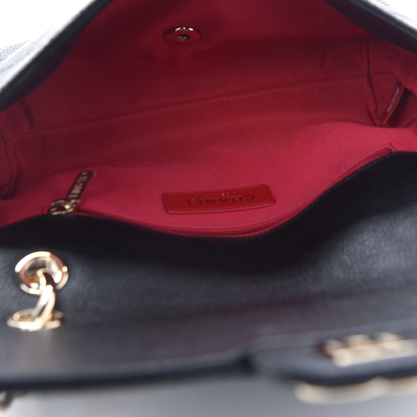 Caviar Quilted Small City Walk Flap Black