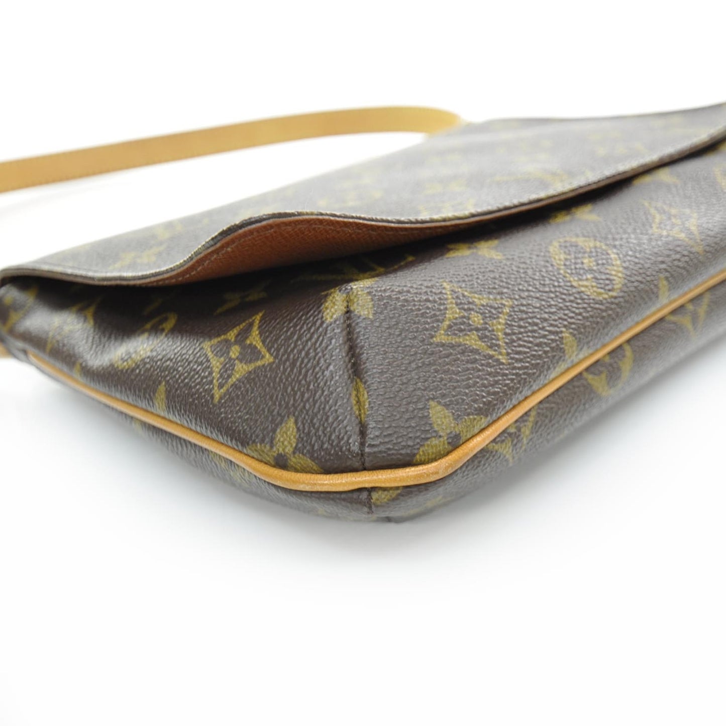 Monogram Musette Tango