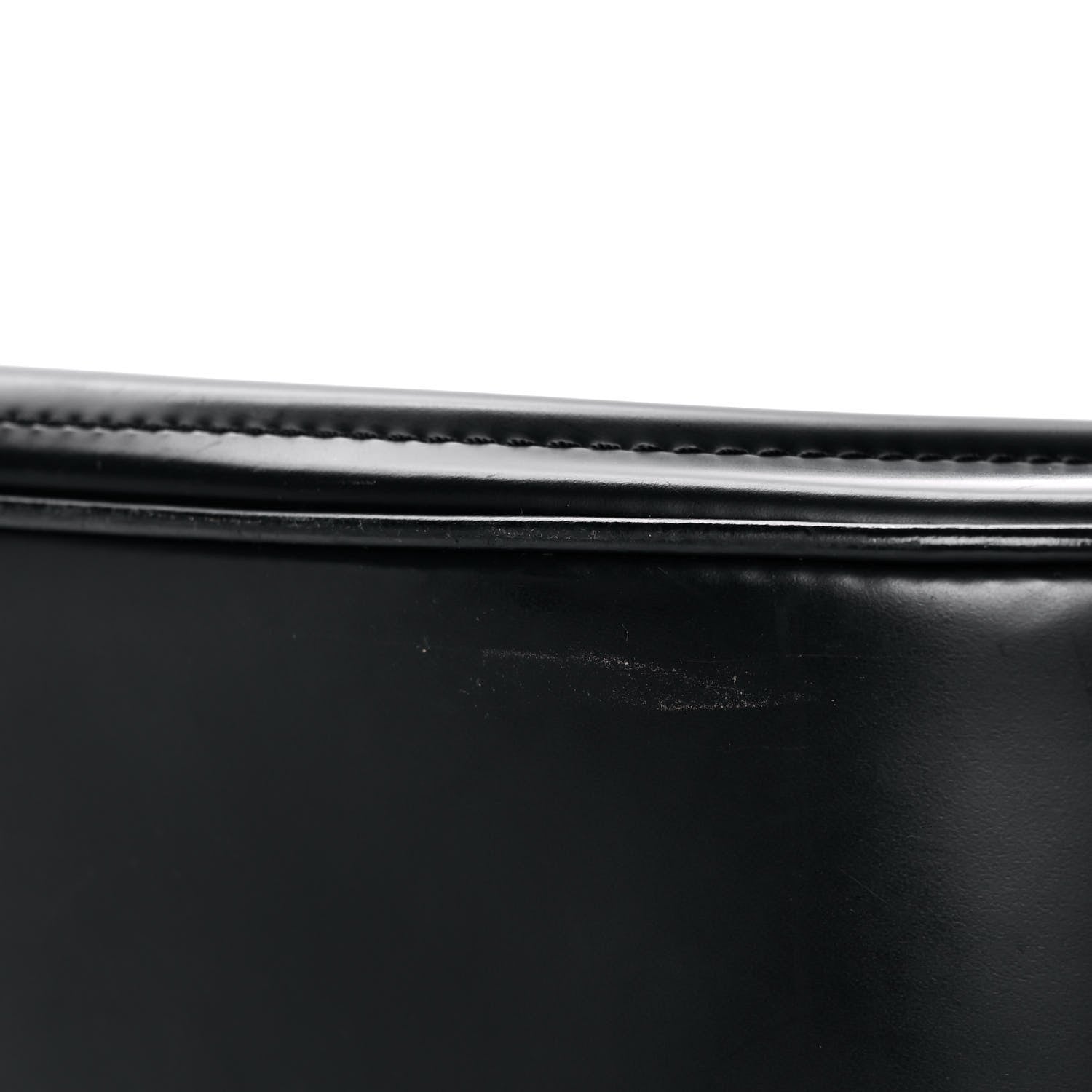 Louis Vuitton Epi Montaigne Sac Black 10 of 11