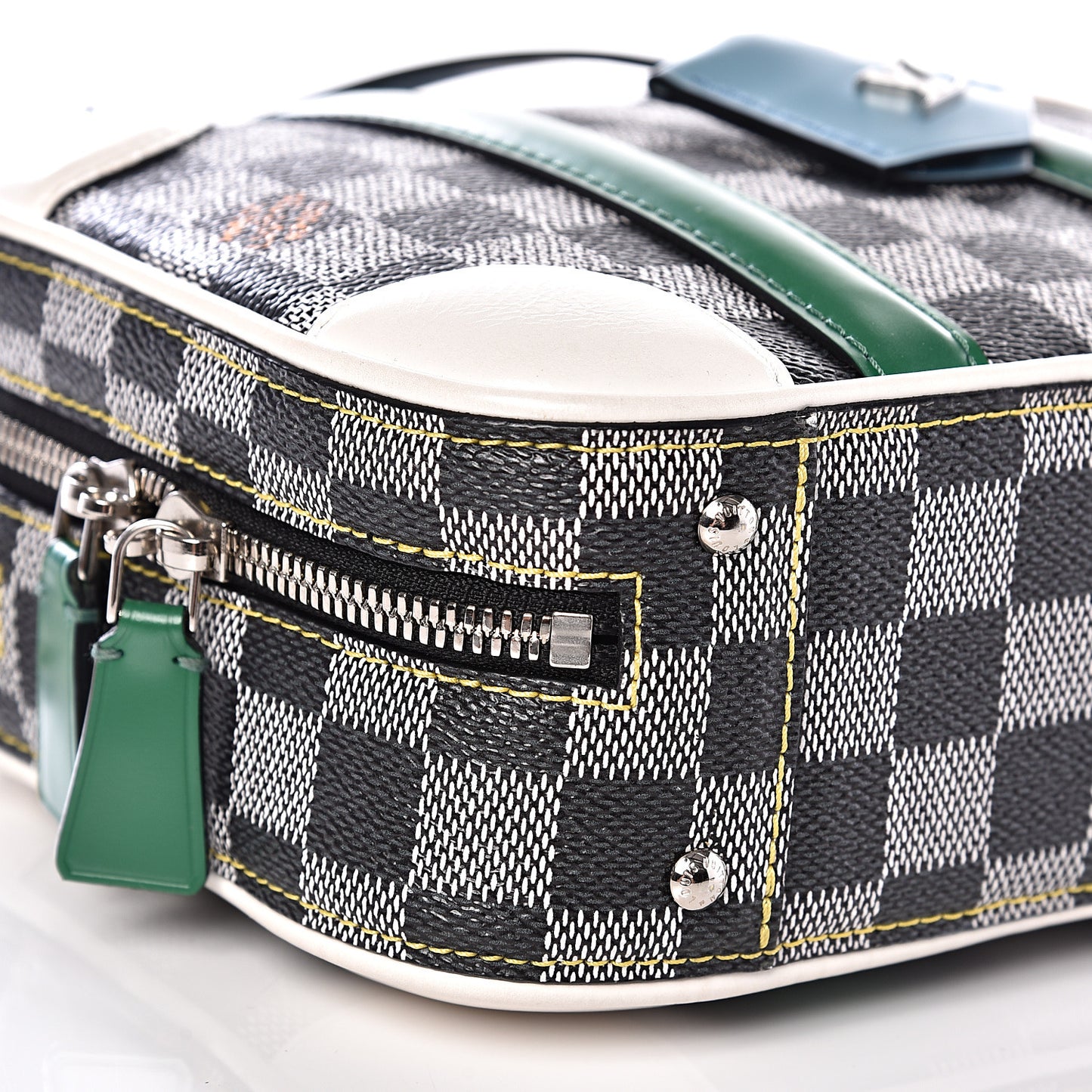 Damier Valisette BB Black White