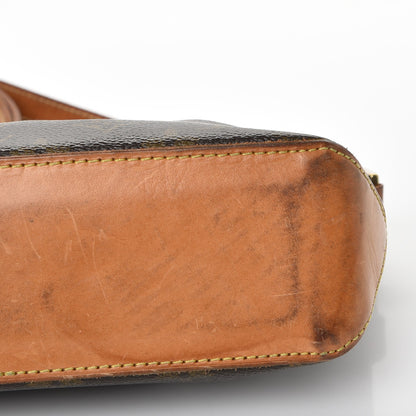 Louis Vuitton Monogram Trotteur 8 of 9