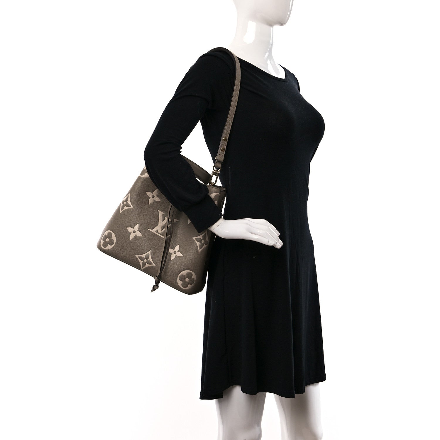 Louis Vuitton Empreinte Monogram Giant Neonoe MM Tourterelle Creme 2 of 11