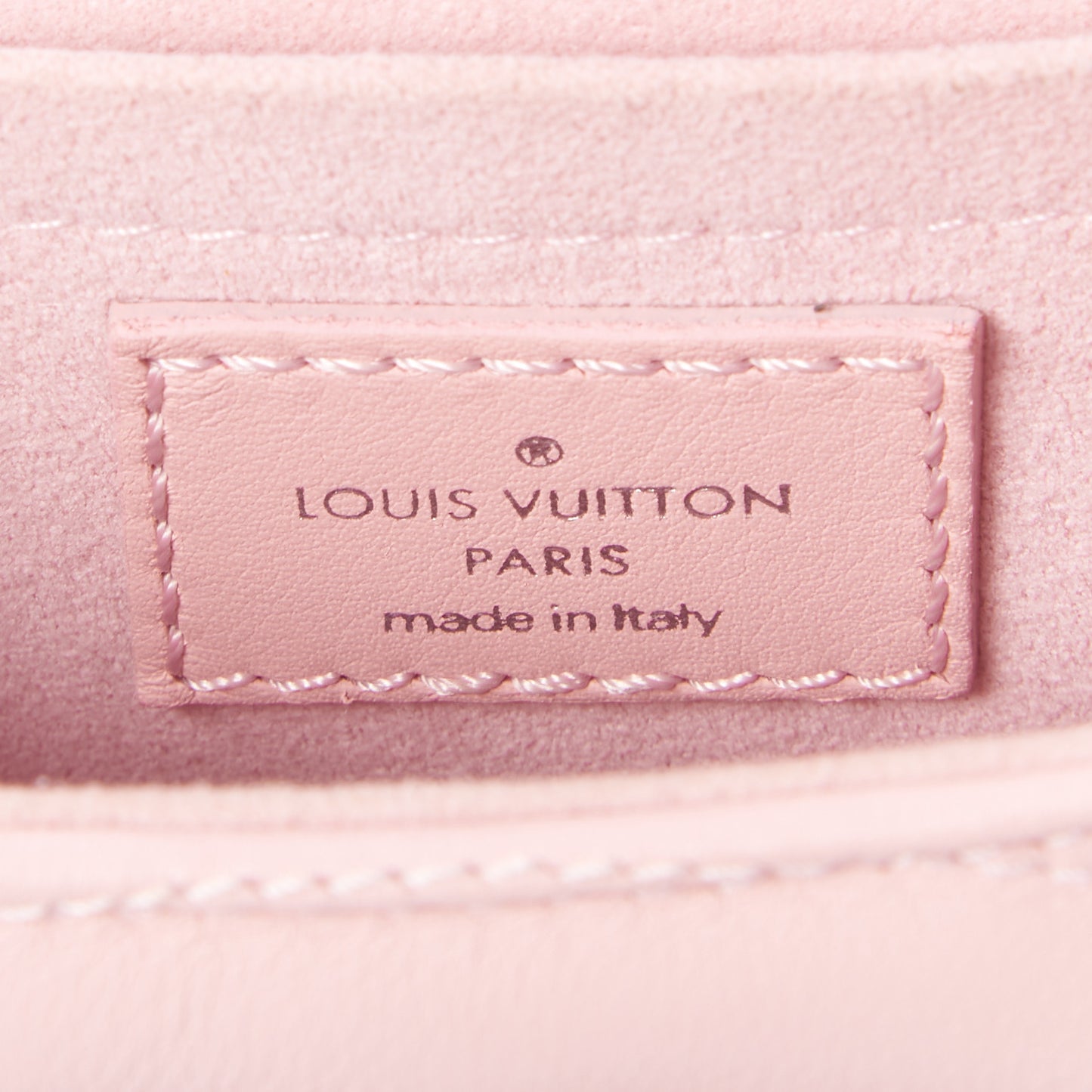 Calfskin New Wave Chain PM Smoothie Pink