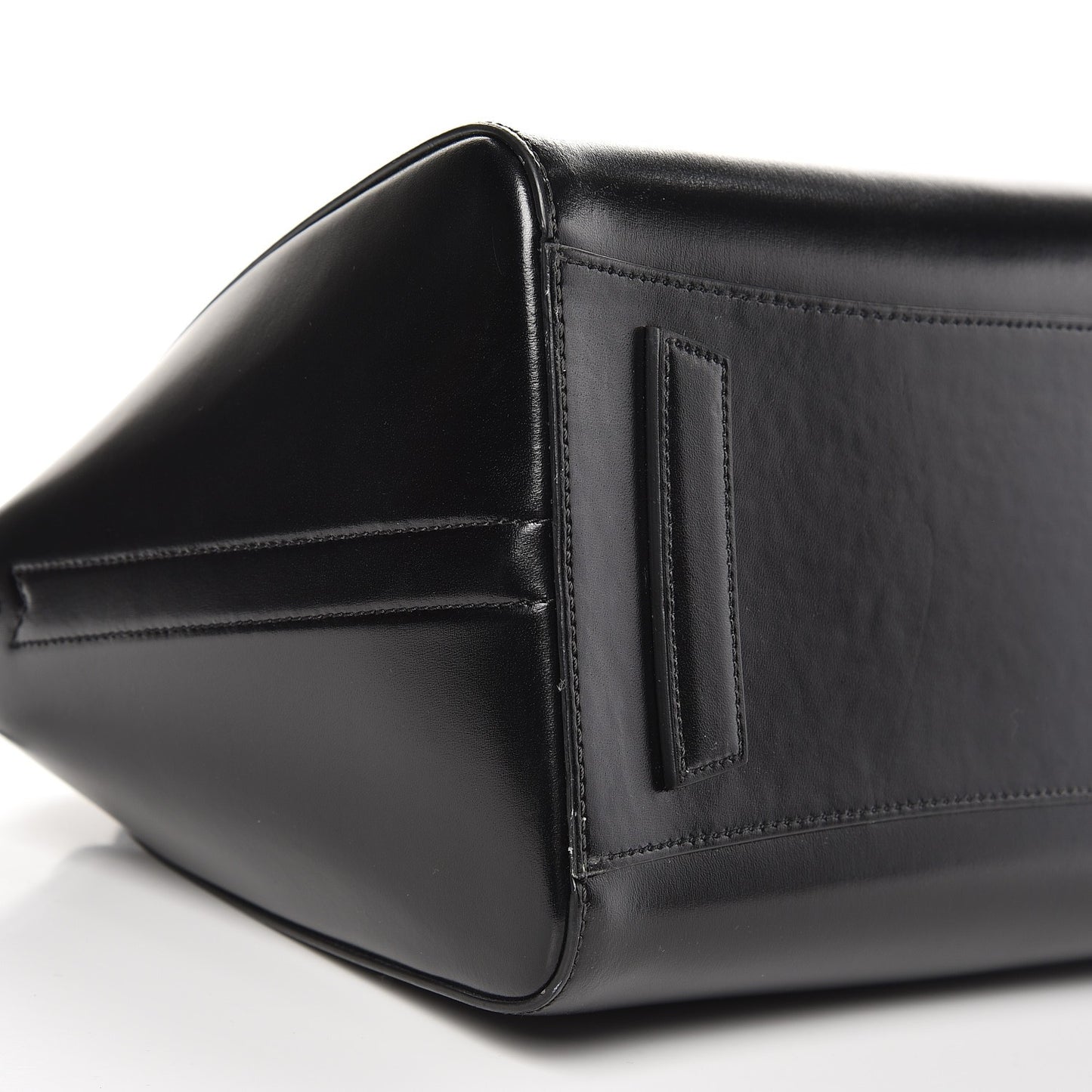 Shiny Lord Calfskin Medium Antigona Black