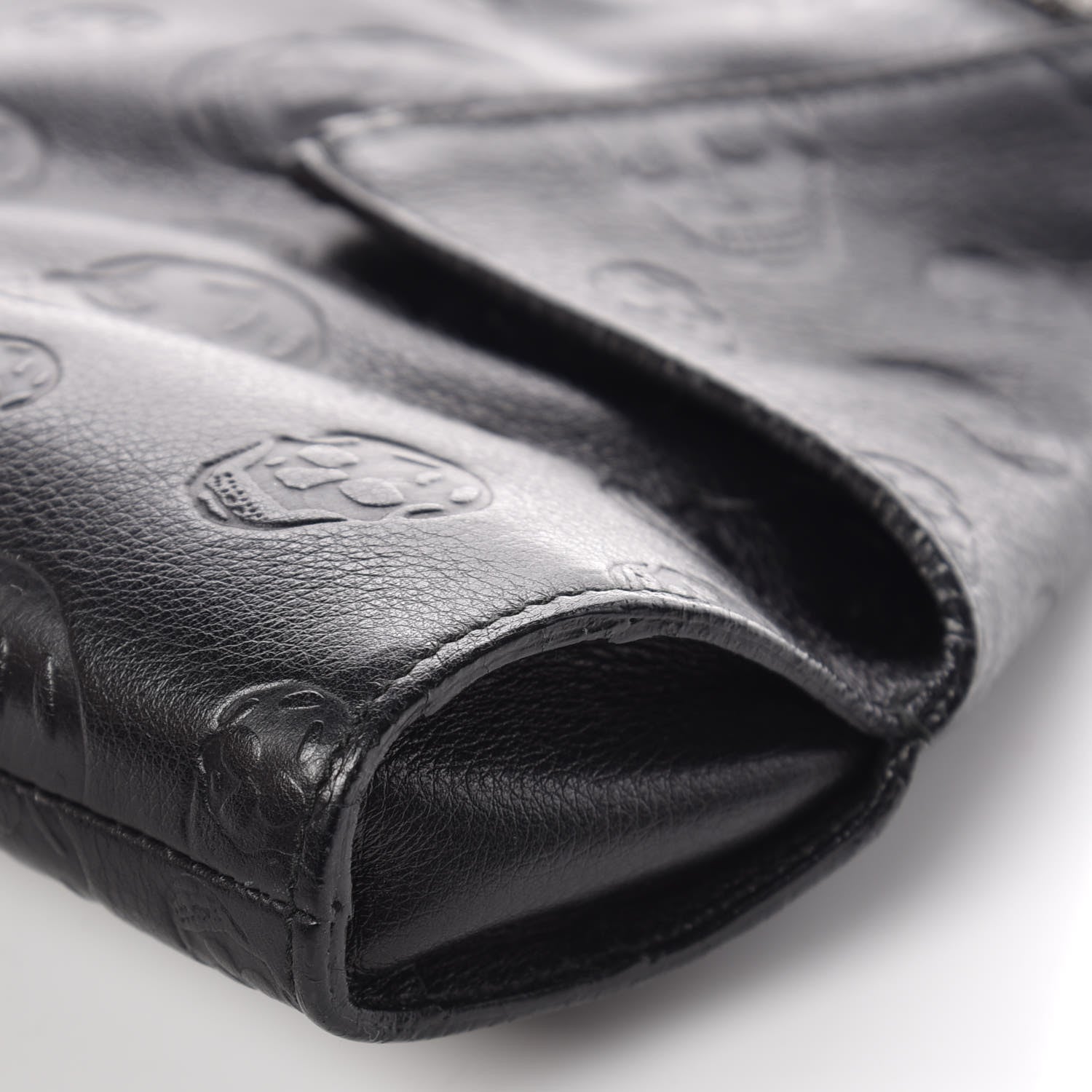 Alexander McQueen Calfskin Skull Embossed De Manta Clutch Black 11 of 11