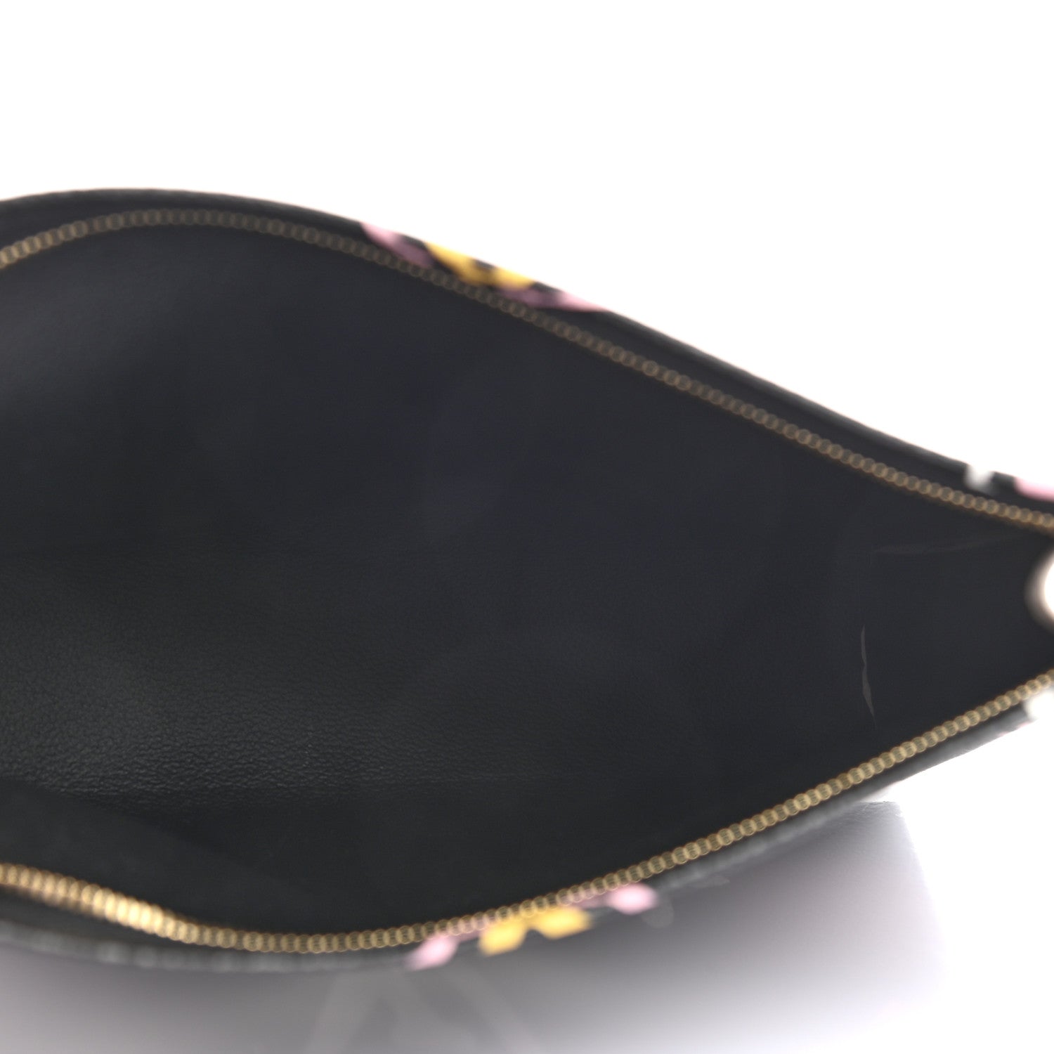 Louis Vuitton Monogram Giant Wild At Heart Toiletry Pouch 26 Black 5 of 7