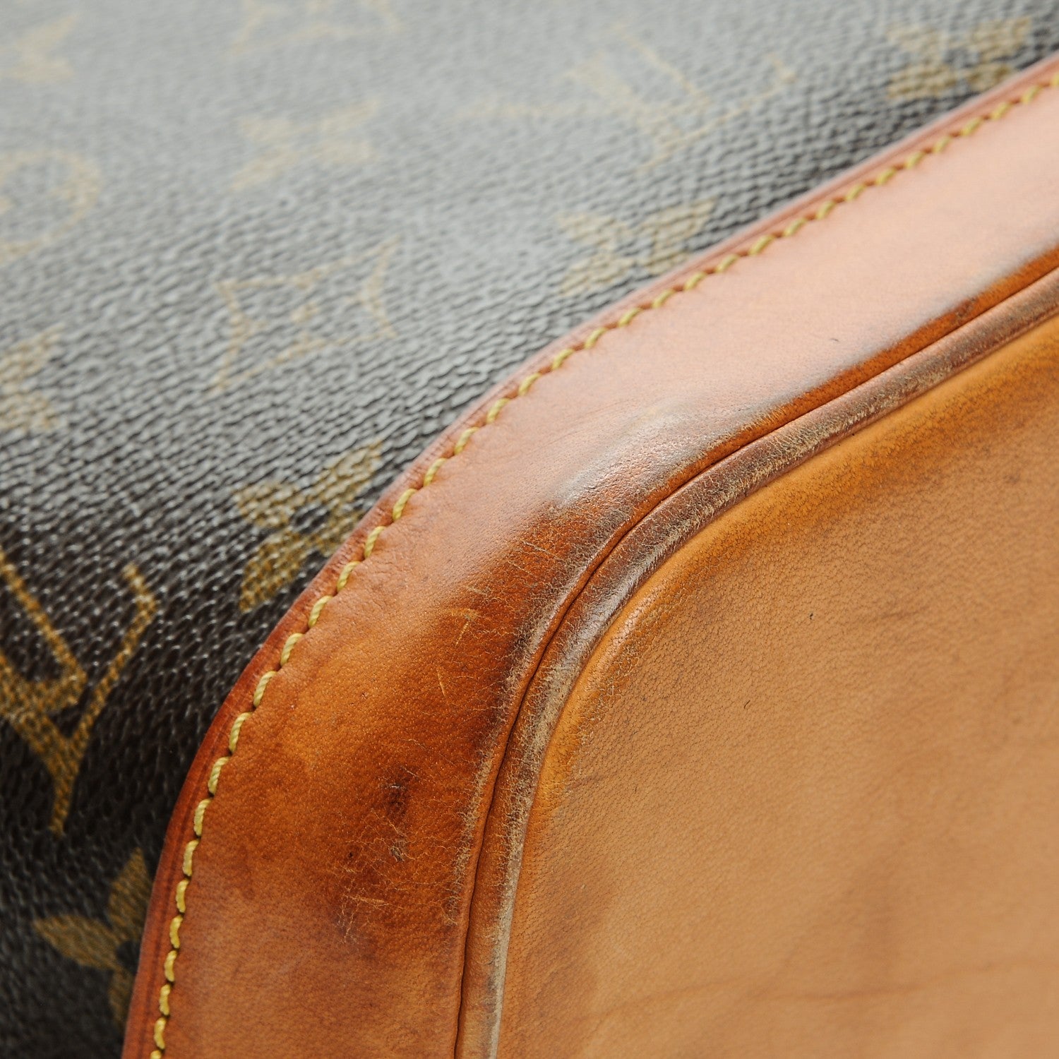 Louis Vuitton Monogram Alma PM 8 of 9