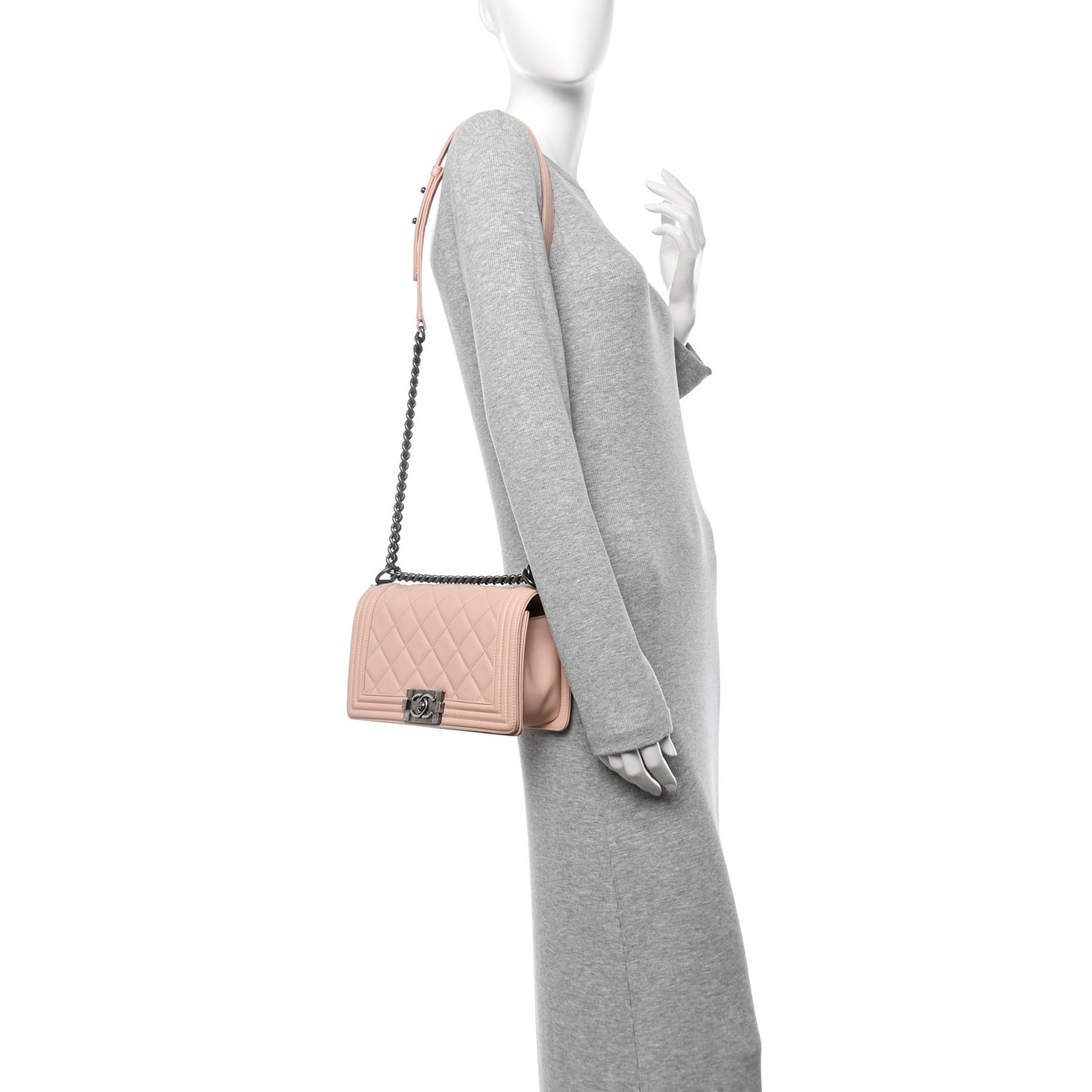 Lambskin Quilted Medium Boy Flap Light Pink