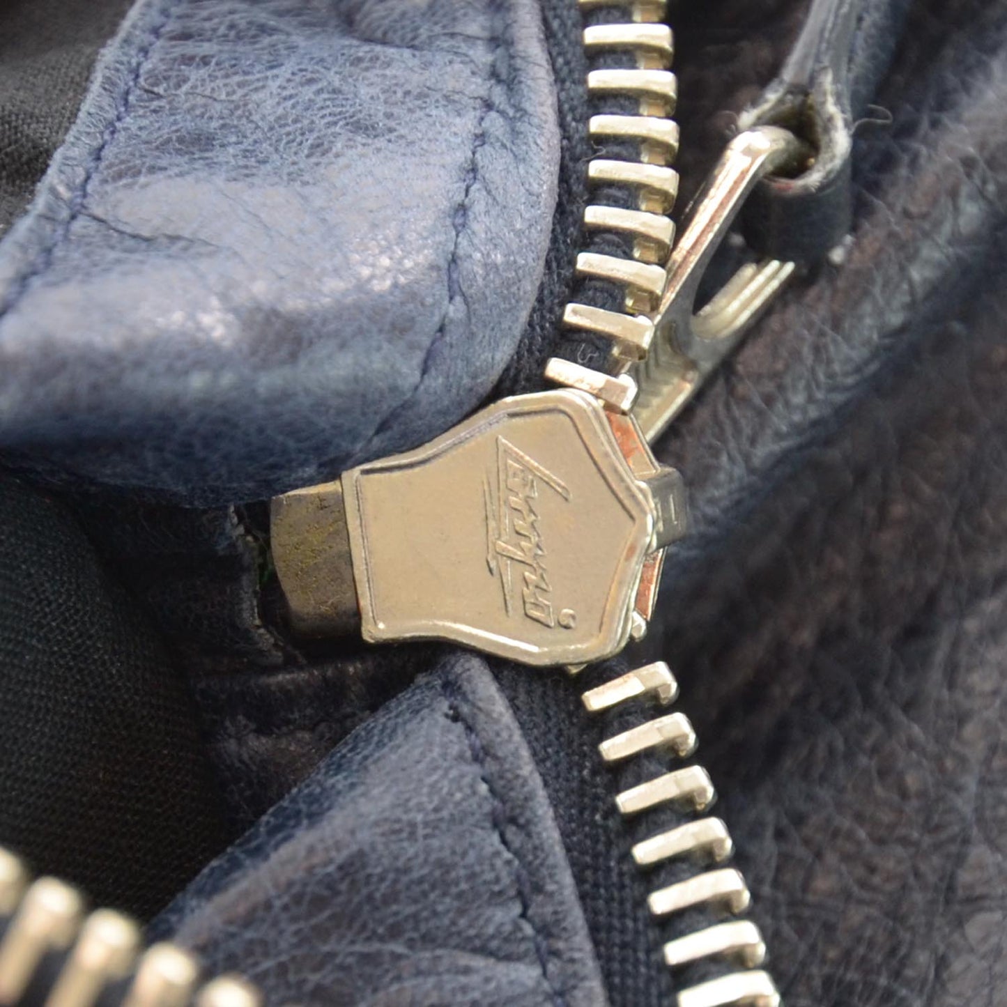 Agneau Giant 21 Silver Hardware Work Dark Night