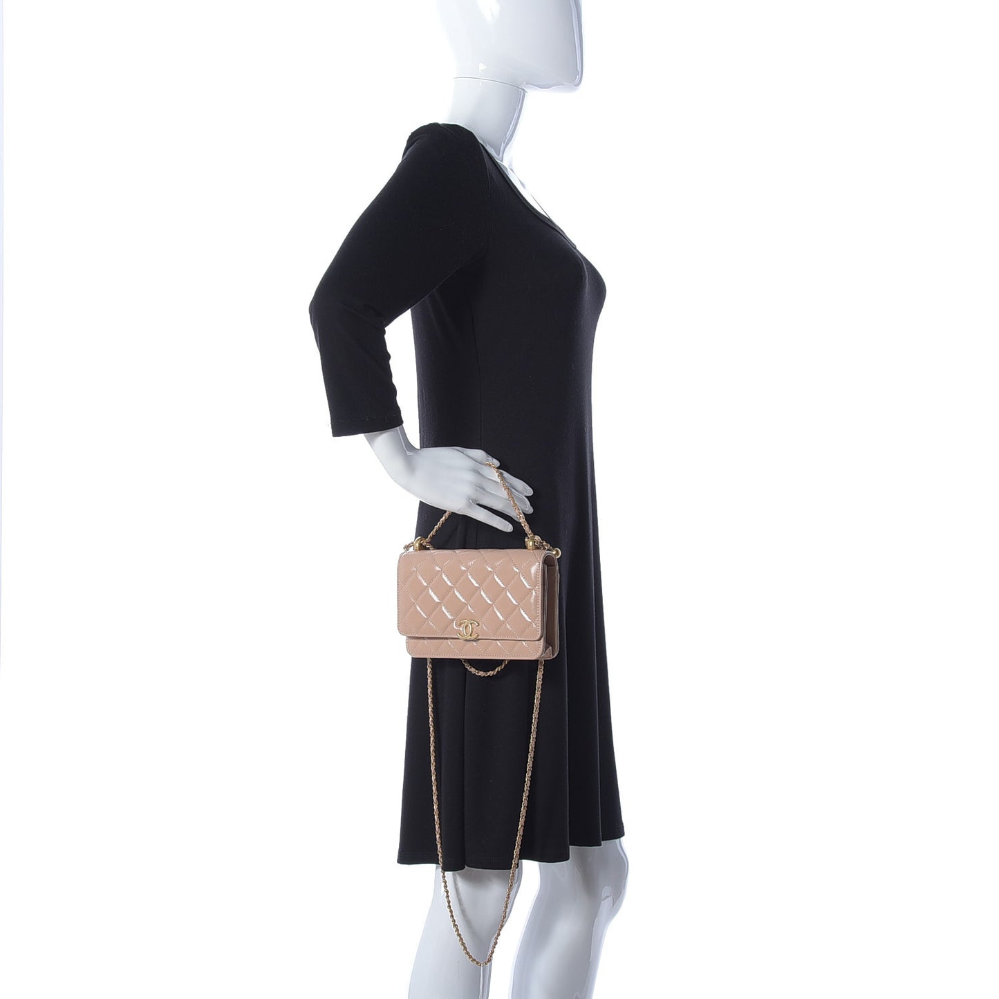 Calfskin Quilted Perfect Fit Wallet On Chain WOC Beige